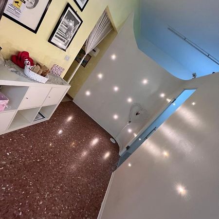 Bed and Breakfast Casa Riri Сан-Бенедетто-дель-Тронто Экстерьер фото