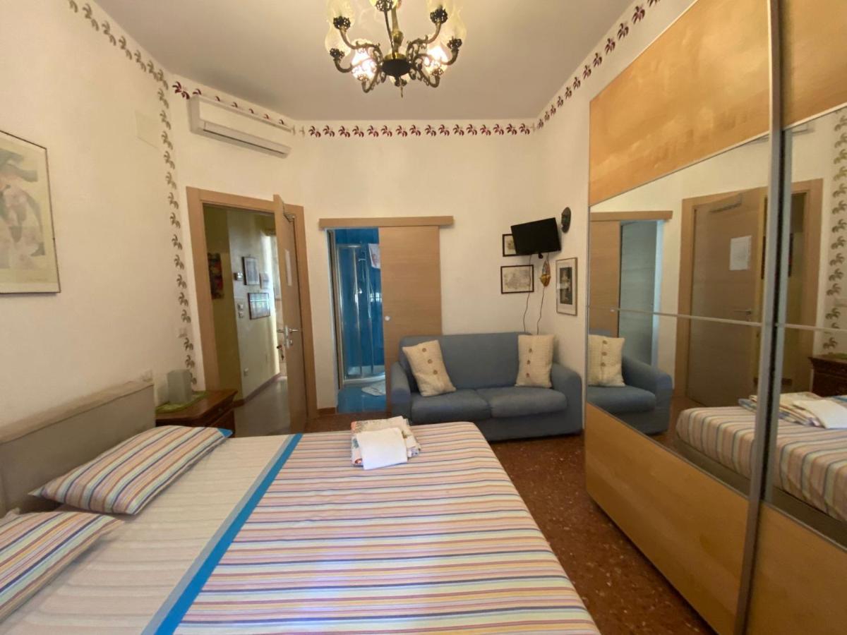 Bed and Breakfast Casa Riri Сан-Бенедетто-дель-Тронто Экстерьер фото