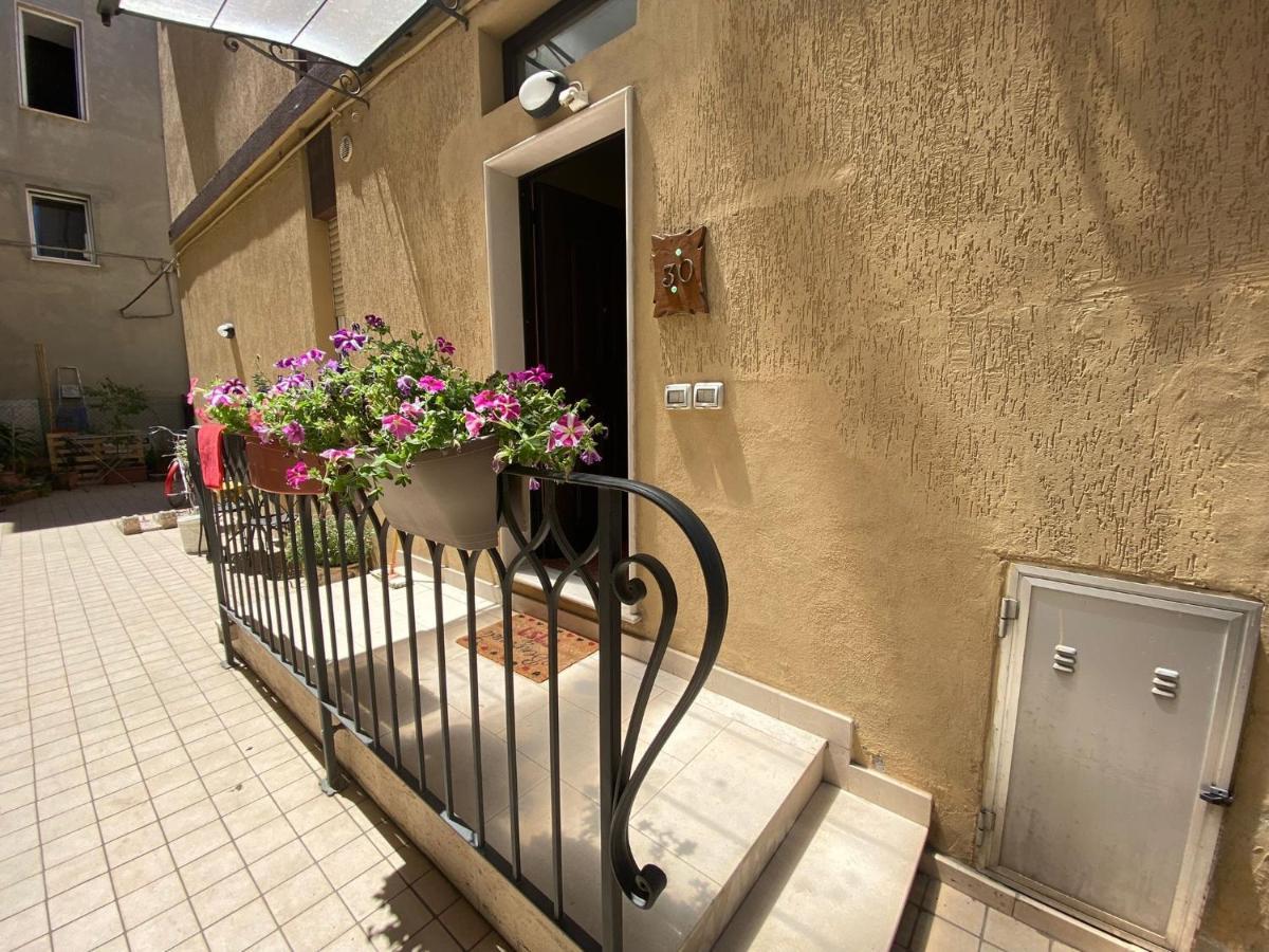 Bed and Breakfast Casa Riri Сан-Бенедетто-дель-Тронто Экстерьер фото