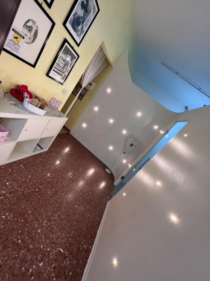 Bed and Breakfast Casa Riri Сан-Бенедетто-дель-Тронто Экстерьер фото