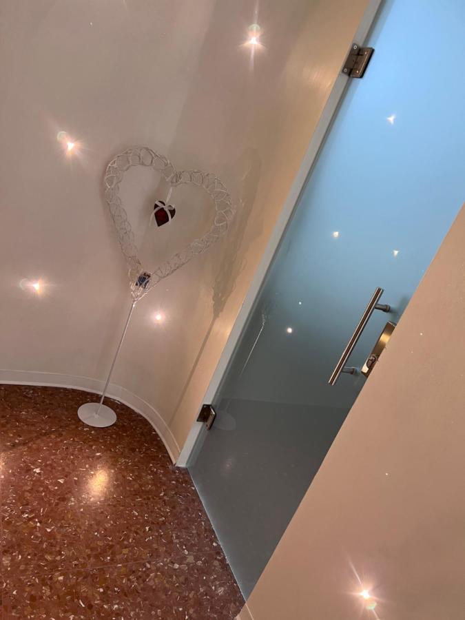 Bed and Breakfast Casa Riri Сан-Бенедетто-дель-Тронто Экстерьер фото
